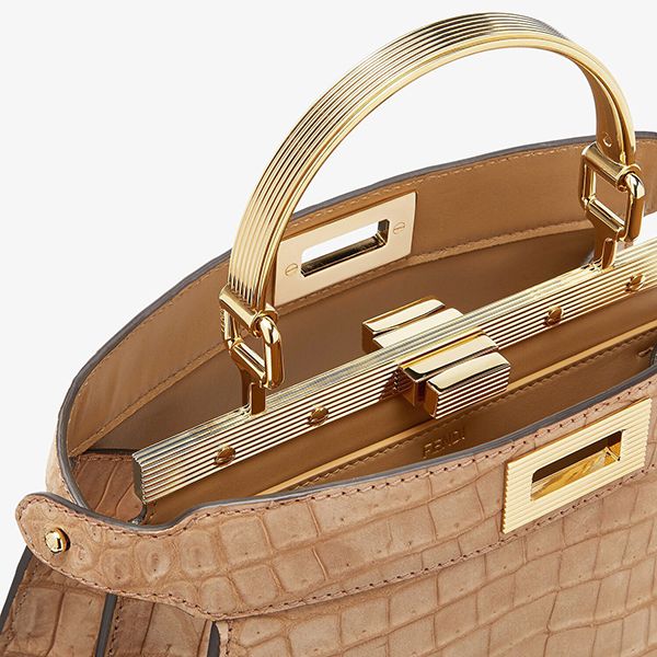 【フェンディ】人気の新作◇ピーカブー アイシーユー スモール 偽物8BN327AHNKF1FP2